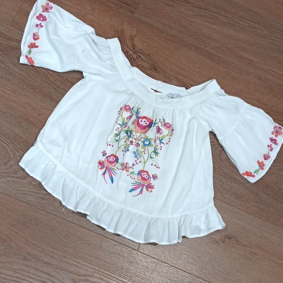 muselooks Tops - MUSELOOKS OFF THE SHOULDER EMBROIDERY top.   #5767